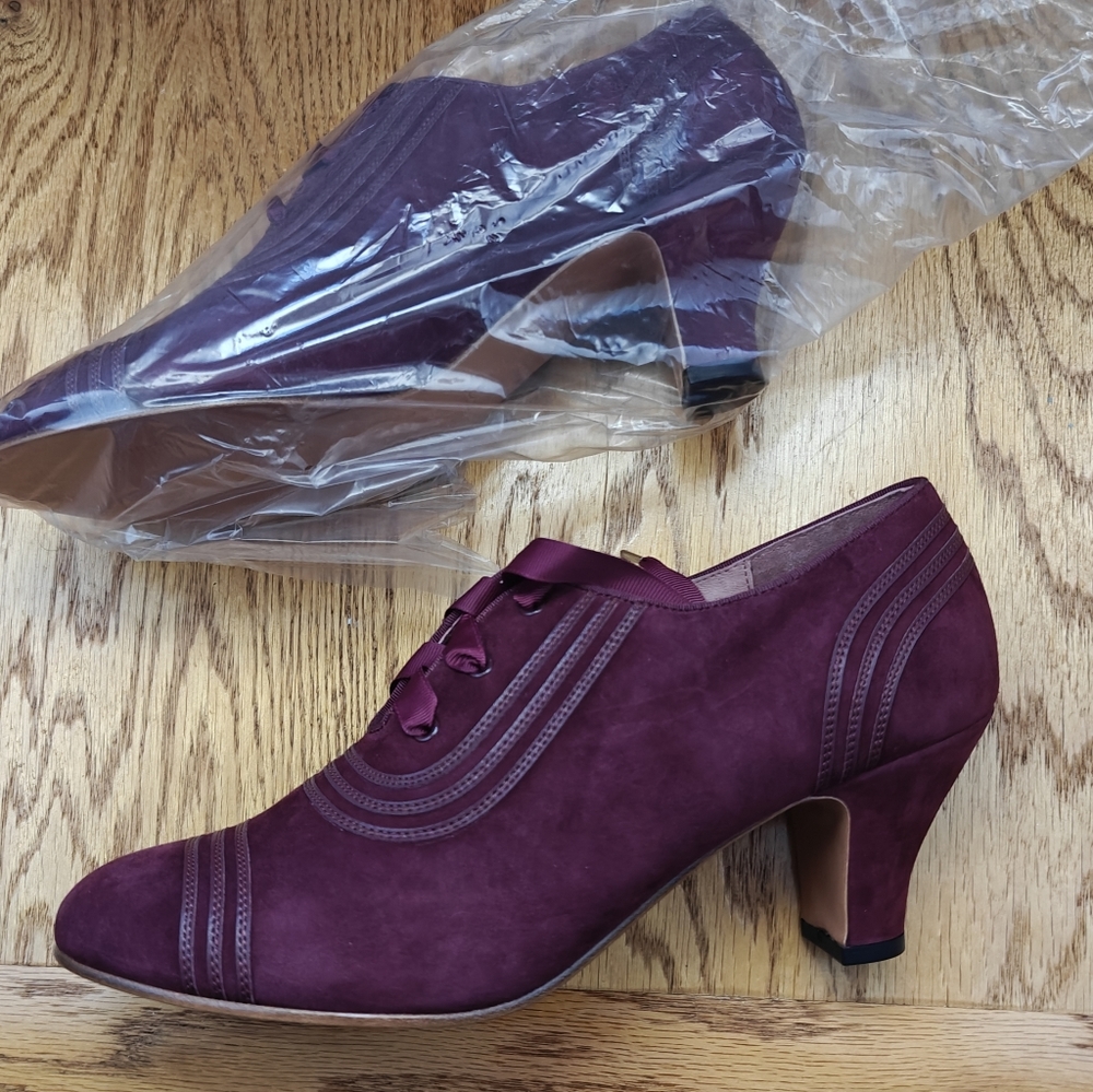 NEW American Duchess Claremont Merlot oxfords heels 10.5
